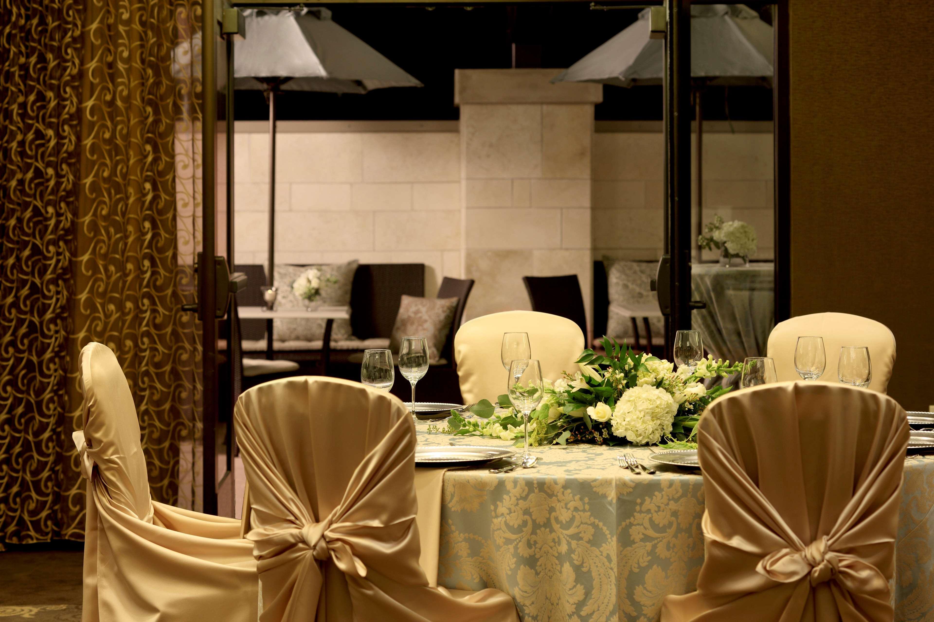 Отель Hyatt Centric Зе-Вудлендс Экстерьер фото